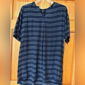 Ellos size 12 navy blue white striped tunic short sleeve top slit sides